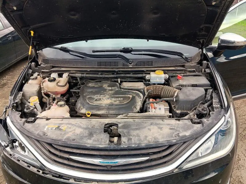 2019 CHRYSLER PACIFICA HYBRID LIMITED  