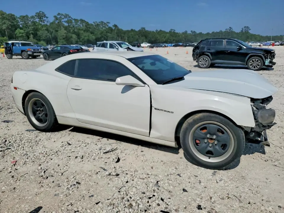 2015 CHEVROLET CAMARO LS  