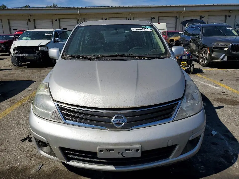 2011 NISSAN VERSA 1.8 S  
