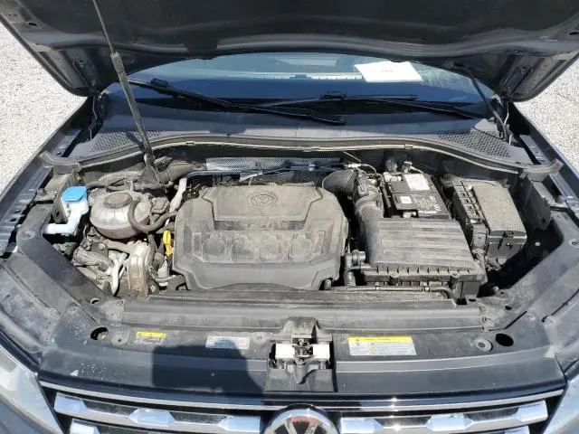2021 VOLKSWAGEN TIGUAN SE  