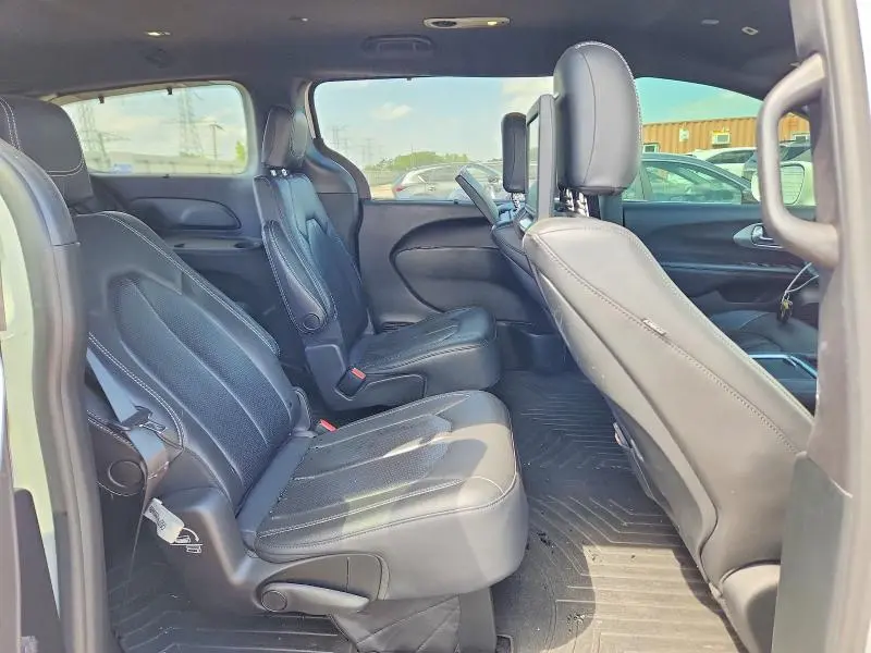 2019 CHRYSLER PACIFICA TOURING L PLUS  