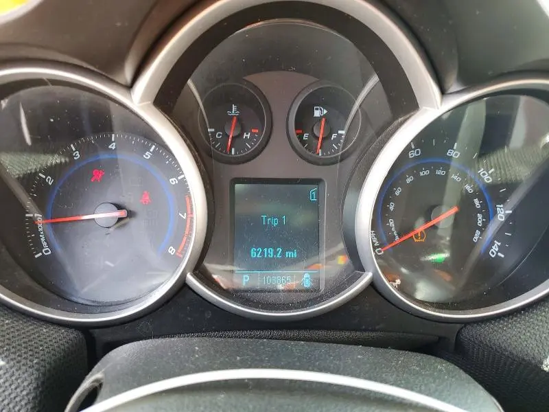 2011 CHEVROLET CRUZE LT  