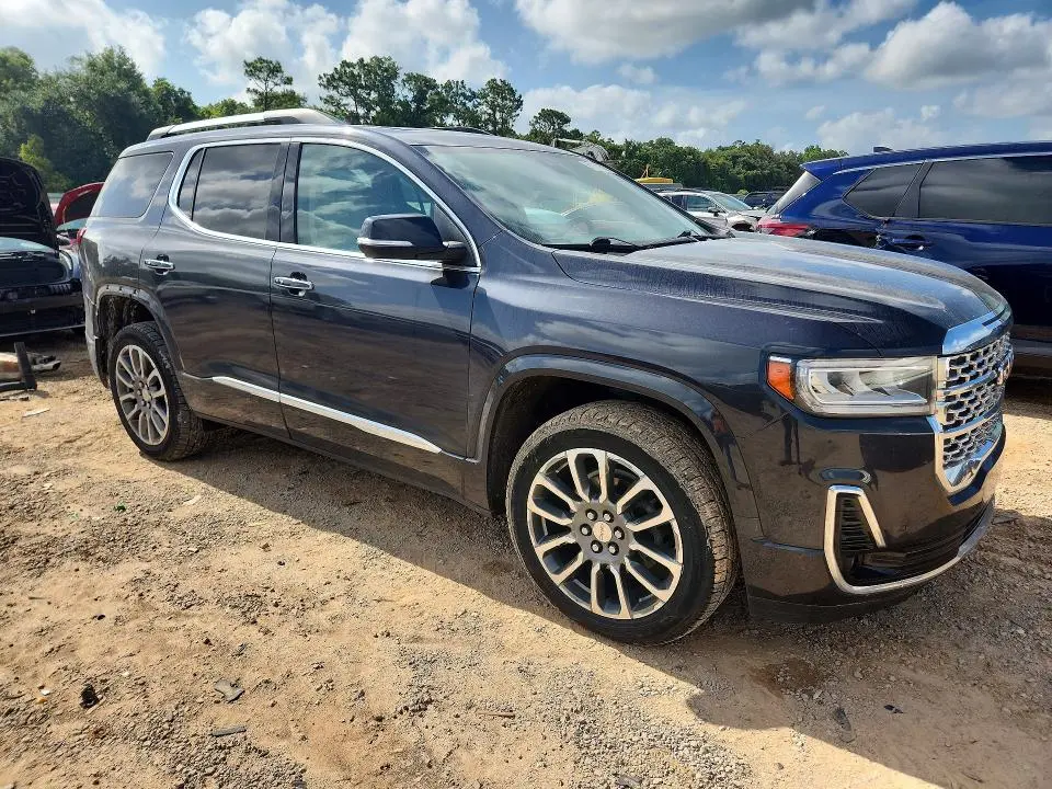 2022 GMC ACADIA DENALI  