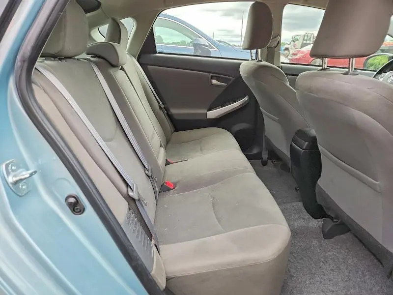 2015 TOYOTA PRIUS THREE  
