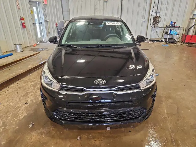 2021 KIA RIO S  