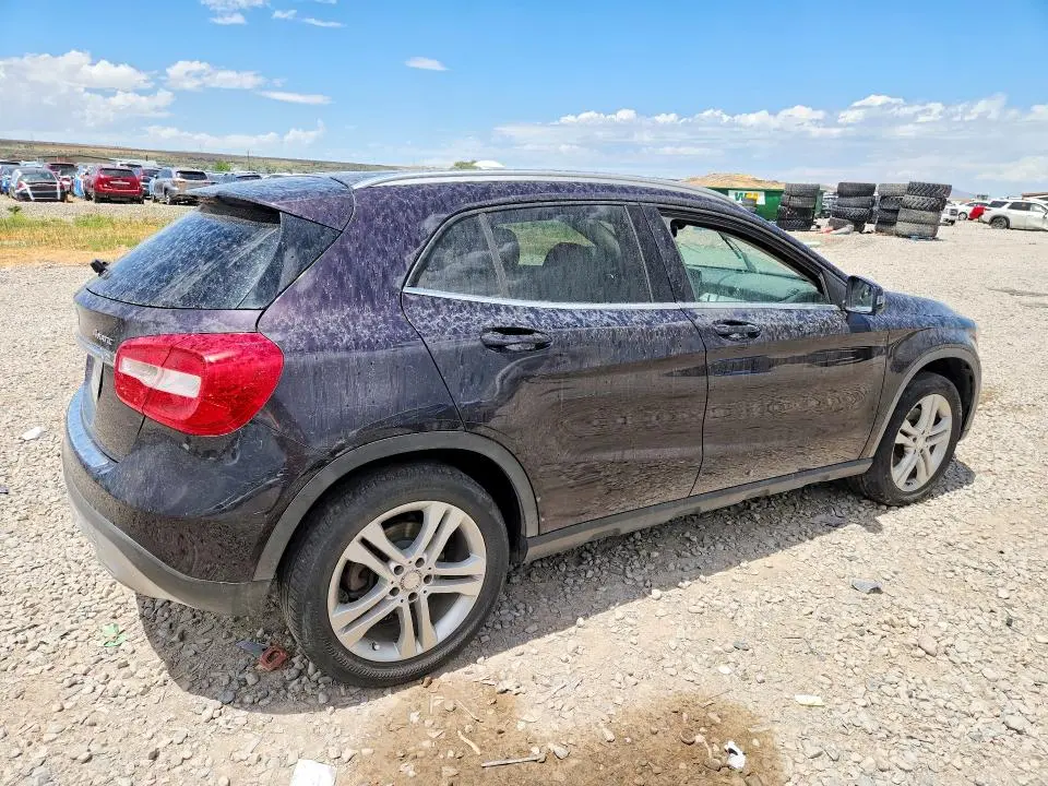 2015 MERCEDES-BENZ GLA 250 4MATIC  