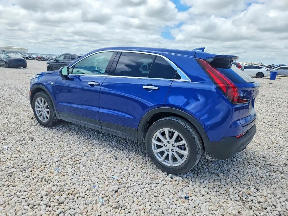 2022 CADILLAC XT4 LUXURY  