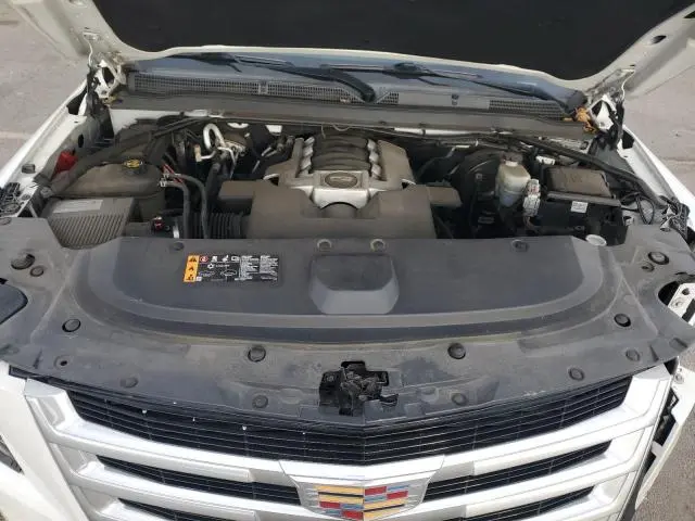 2019 CADILLAC ESCALADE LUXURY  