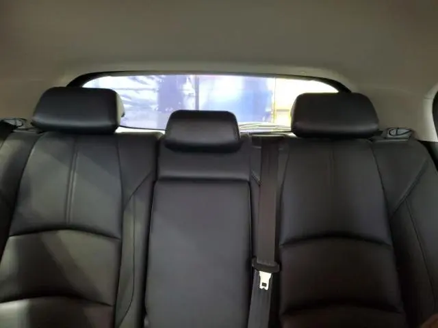 2018 MAZDA 3 TOURING  