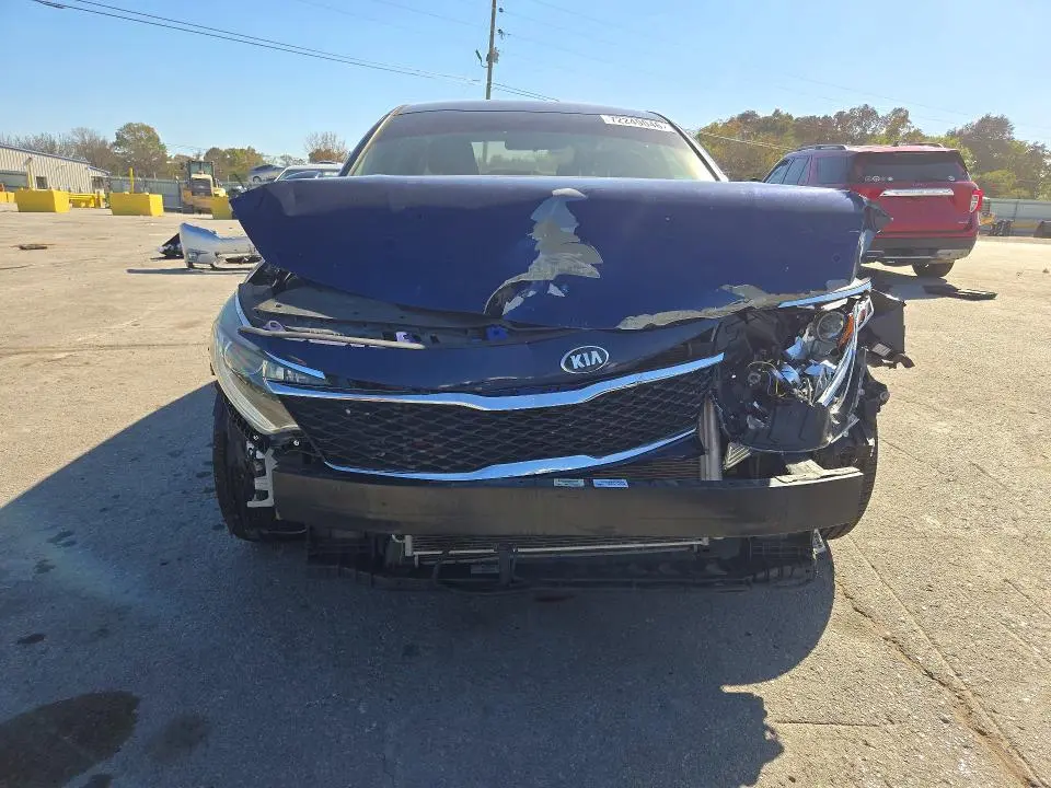2017 KIA OPTIMA LX  