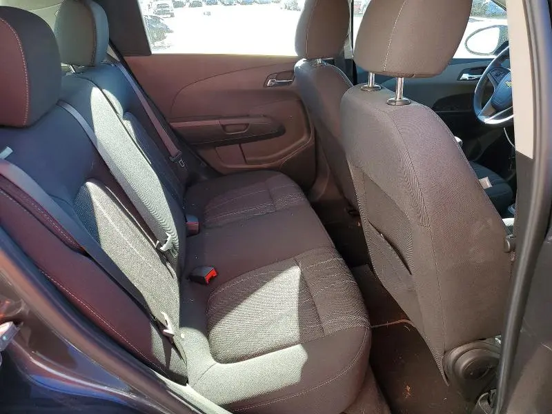 2016 CHEVROLET SONIC LT  