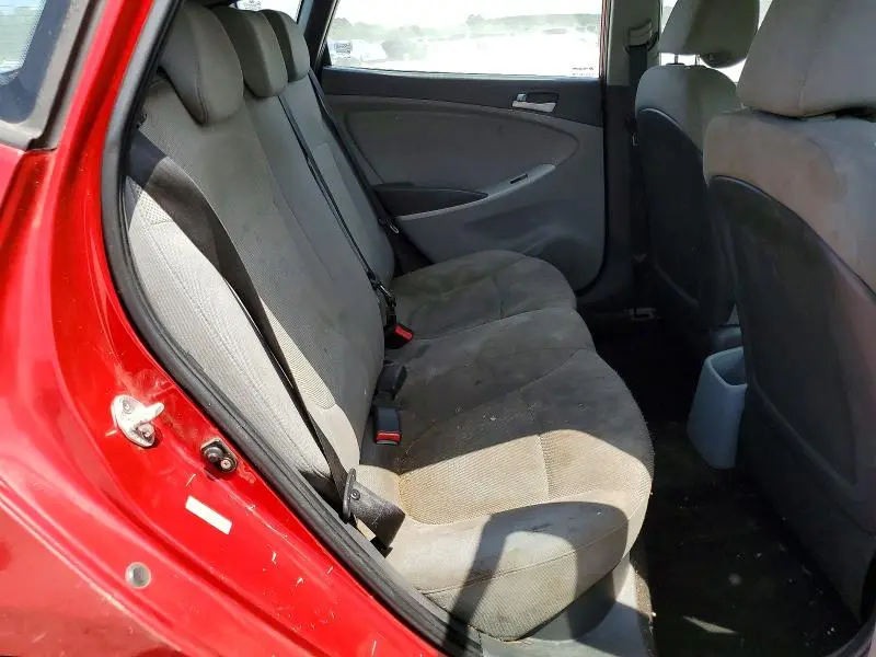 2012 HYUNDAI ACCENT GS  