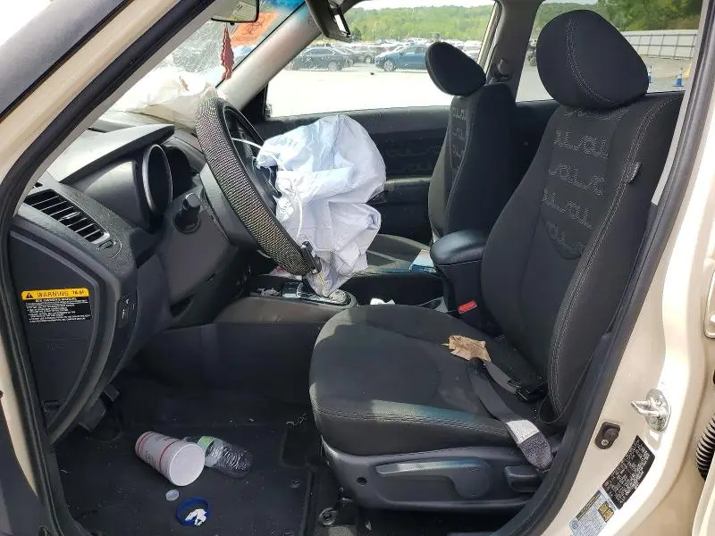 2013 KIA SOUL +  