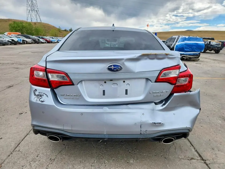 2018 SUBARU LEGACY 3.6R LIMITED  