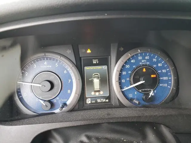 2017 TOYOTA SIENNA XLE  