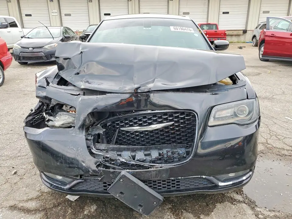 2019 CHRYSLER 300 S  
