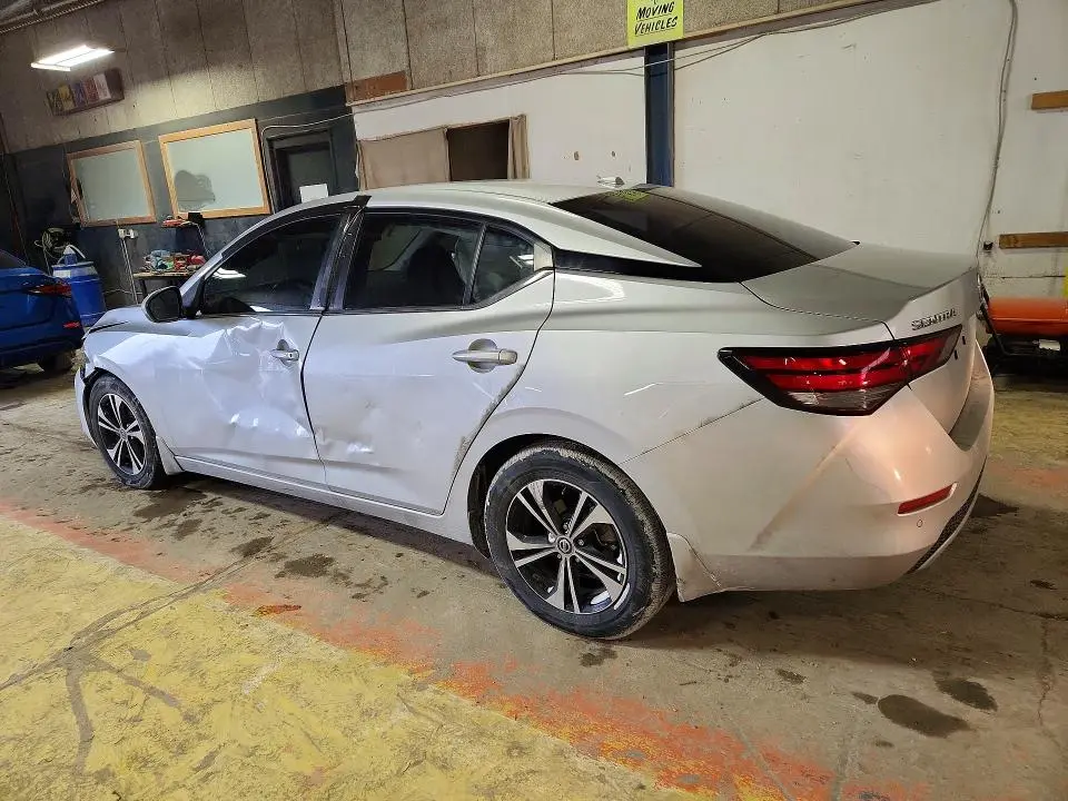 2022 NISSAN SENTRA SV  