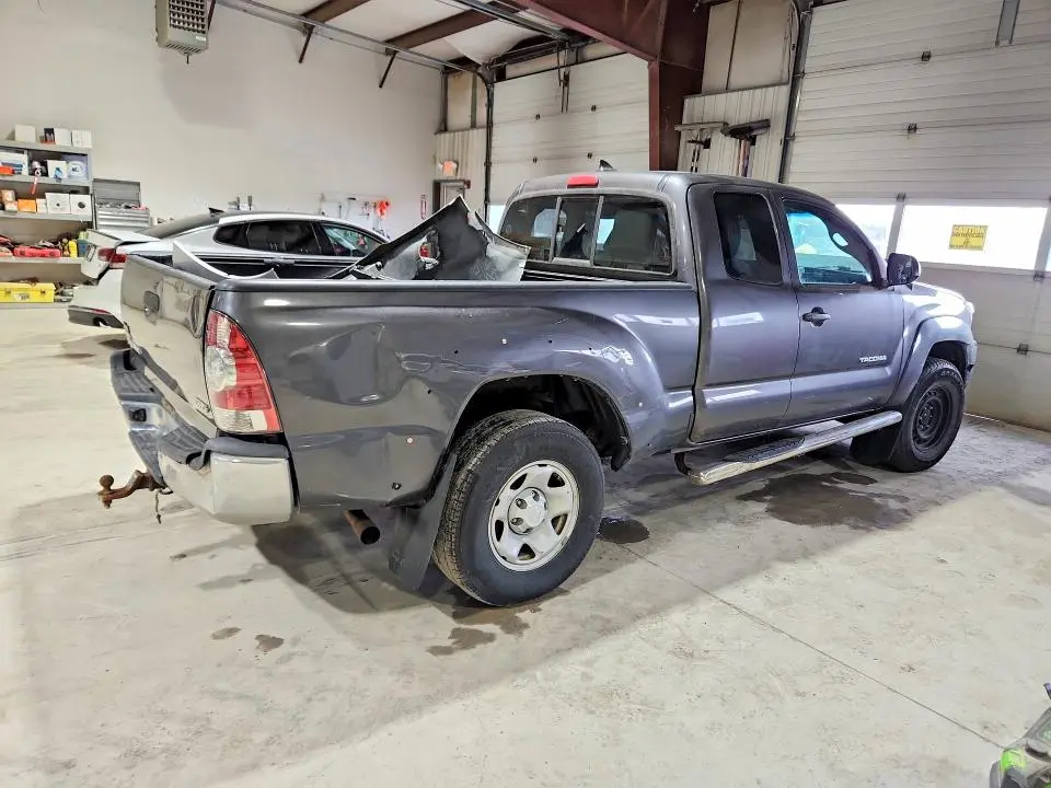 2015 TOYOTA TACOMA BASE  