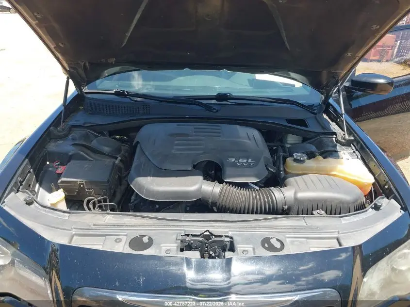 2014 CHRYSLER 300 300S