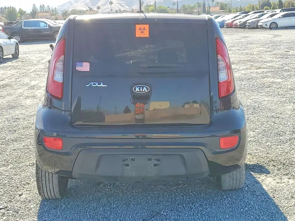 2012 KIA SOUL +  