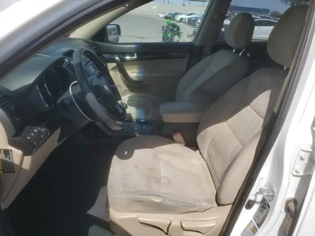 2011 KIA SORENTO BASE  