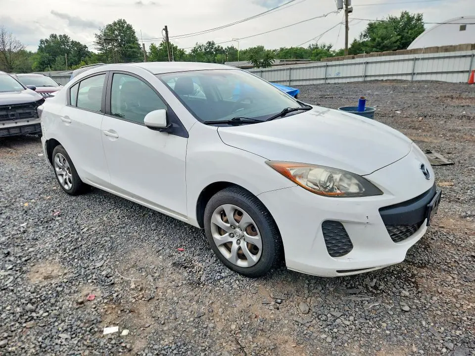 2013 MAZDA 3 I  