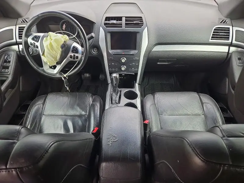 2011 FORD EXPLORER XLT  