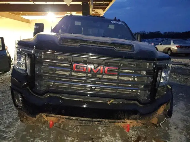 2022 GMC SIERRA K2500 AT4  