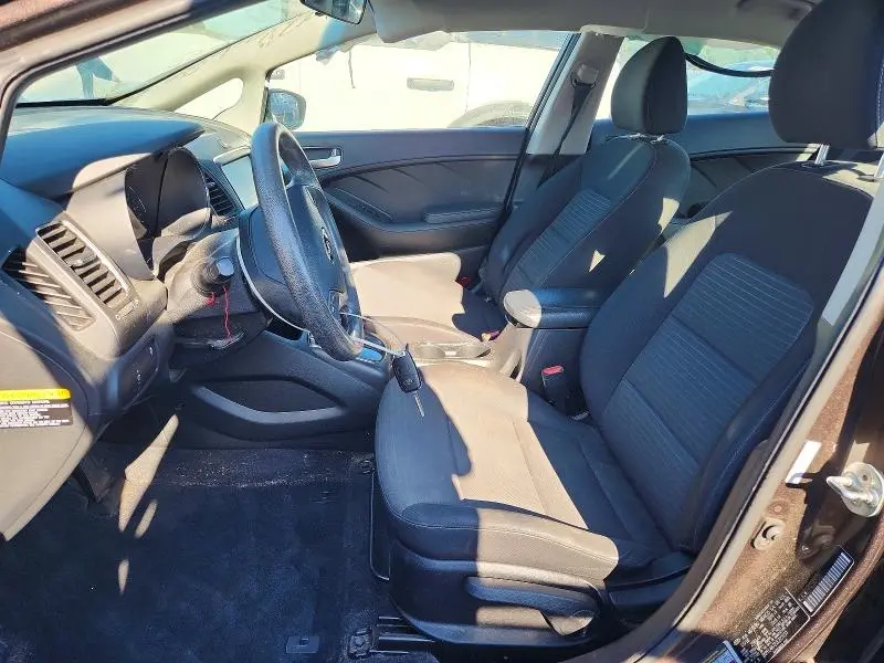 2018 KIA FORTE LX  