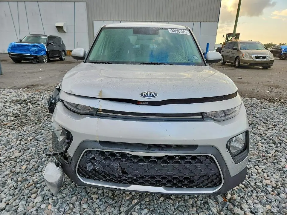 2021 KIA SOUL LX  