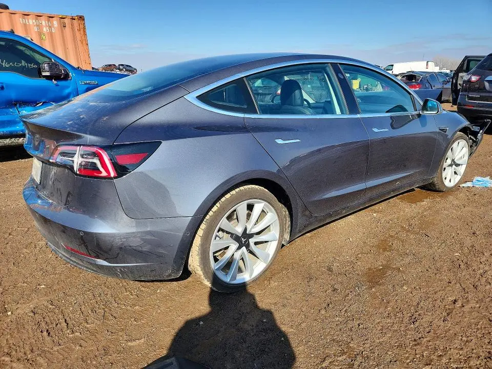 2020 TESLA MODEL 3   