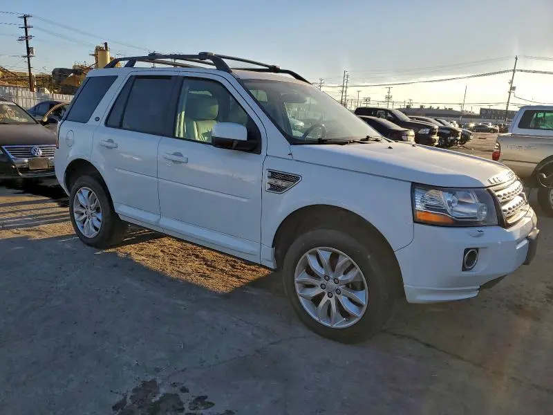 2015 LAND ROVER LR2 HSE LUXURY  