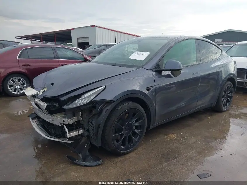 2022 TESLA MODEL Y LONG RANGE DUAL MOTOR ALL-WHEEL DRIVE