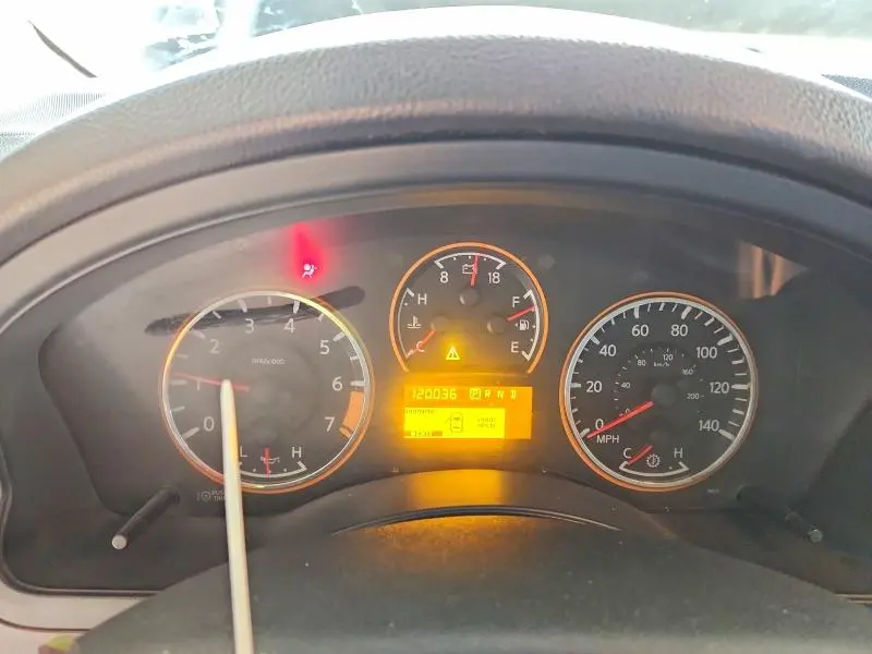 2013 NISSAN ARMADA SV  