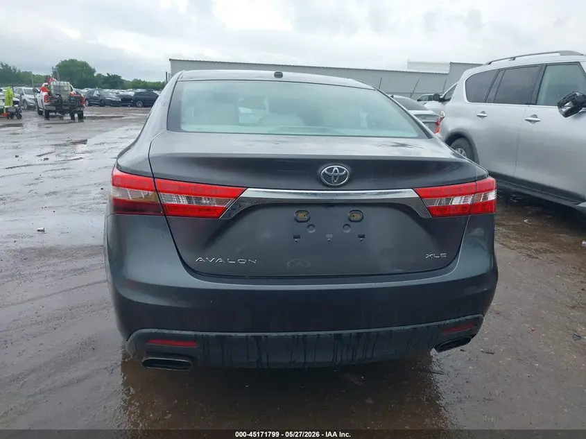 2015 TOYOTA AVALON XLE
