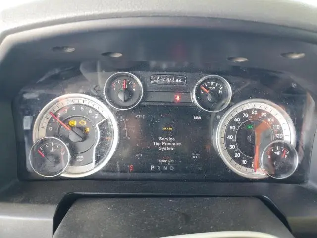 2017 RAM 1500 SLT  