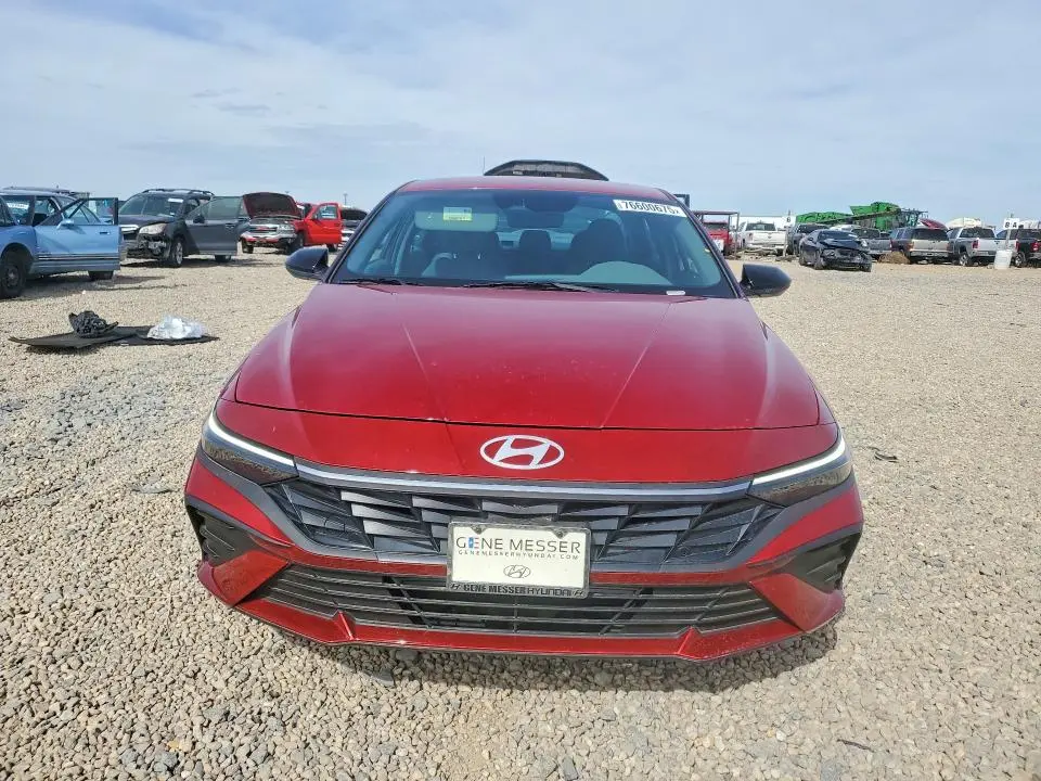 2025 HYUNDAI ELANTRA SEL SPORT  