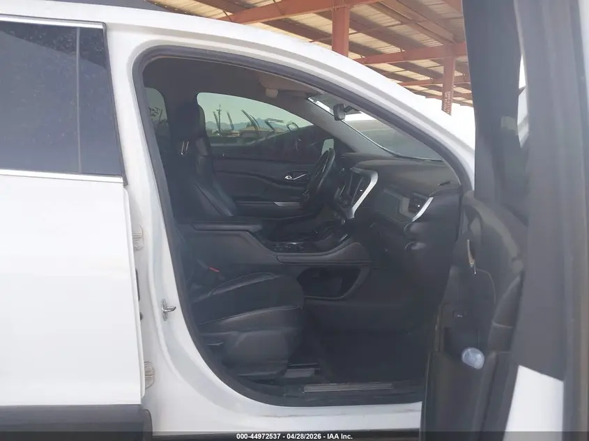 2023 GMC ACADIA FWD SLT
