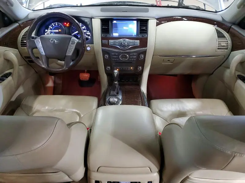 2017 INFINITI QX80   