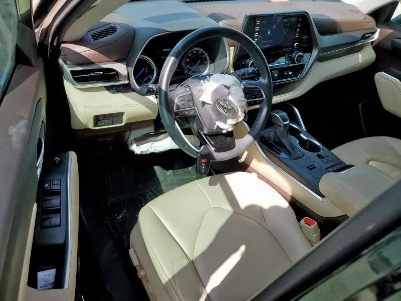 2021 TOYOTA HIGHLANDER HYBRID XLE  