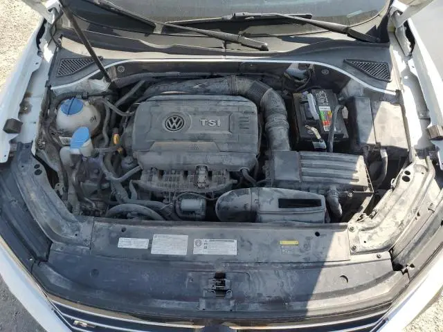2017 VOLKSWAGEN PASSAT R-LINE