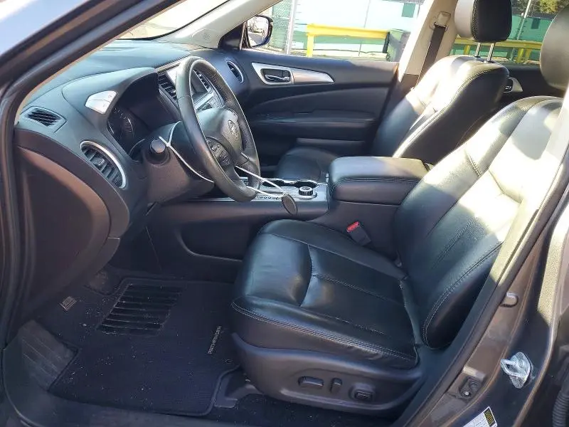 2017 NISSAN PATHFINDER SL  