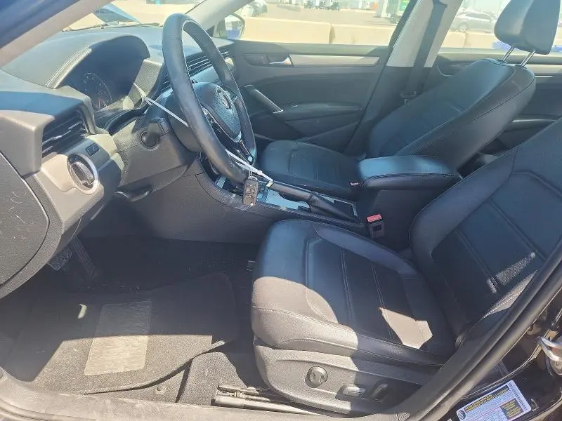 2021 VOLKSWAGEN PASSAT SE  