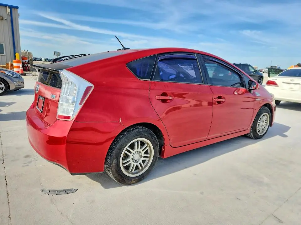2010 TOYOTA PRIUS II  