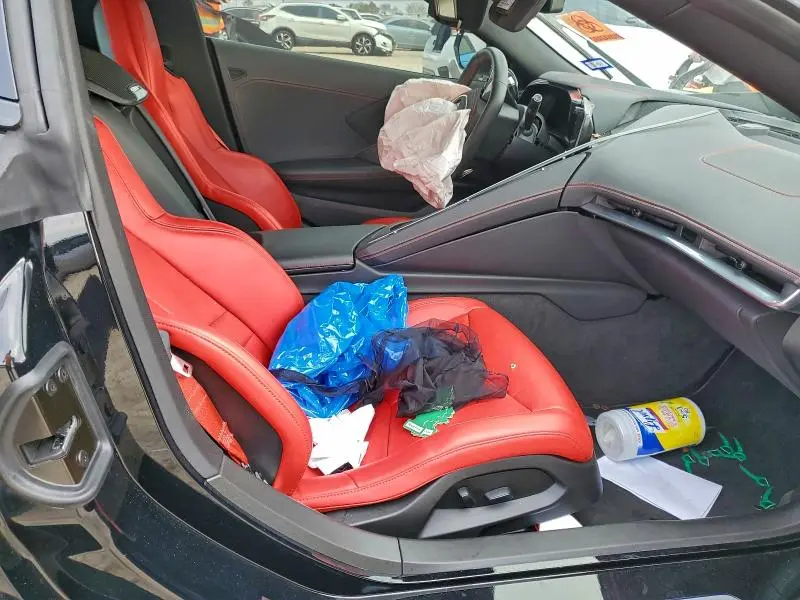 2025 CHEVROLET CORVETTE STINGRAY 1LT  