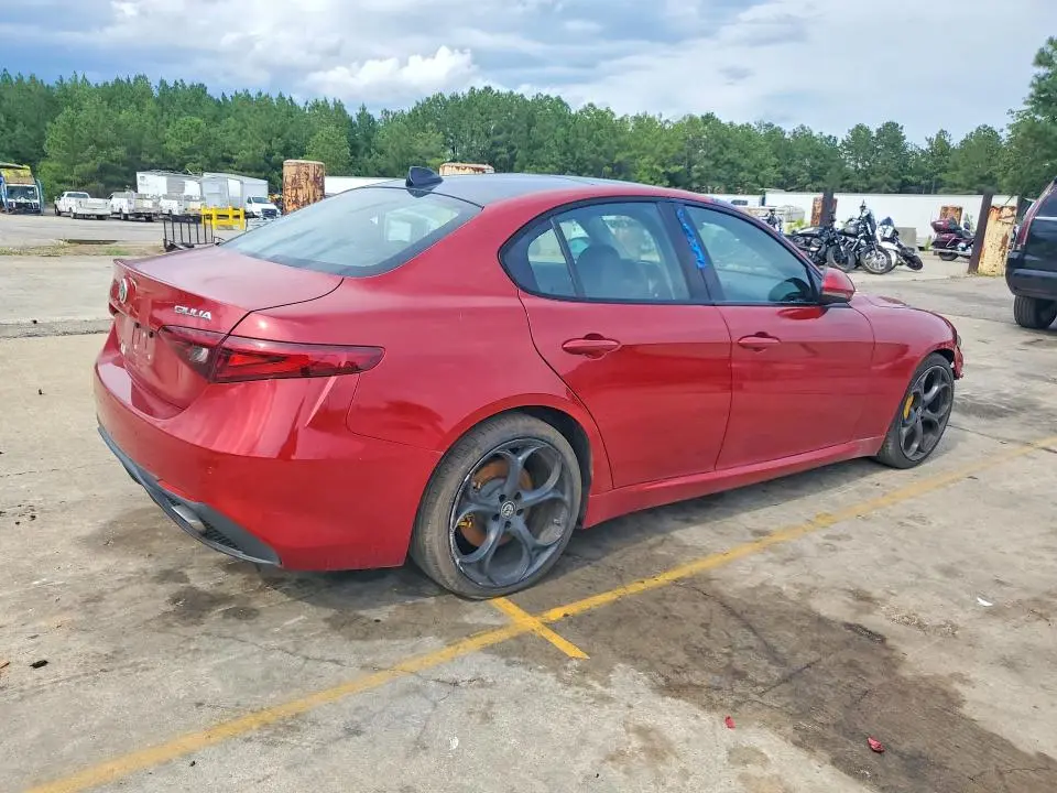 2017 ALFA ROMEO GIULIA TI  