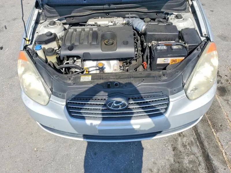 2010 HYUNDAI ACCENT GLS  