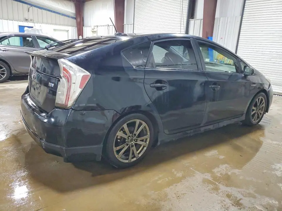 2012 TOYOTA PRIUS FIVE  