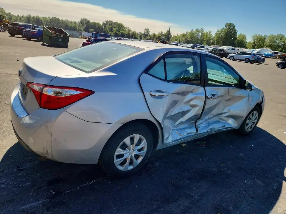 2015 TOYOTA COROLLA   