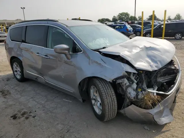 2017 CHRYSLER PACIFICA TOURING L  